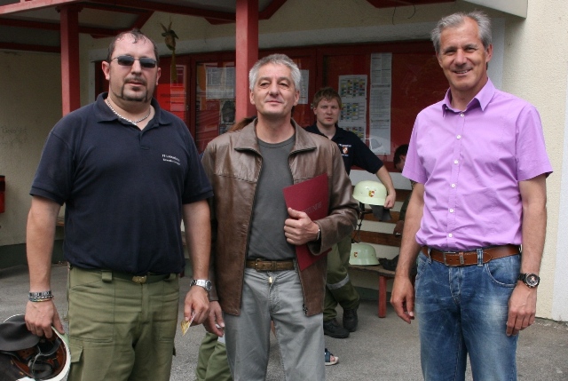 Bierfassspende_an_FF_Lavamuend